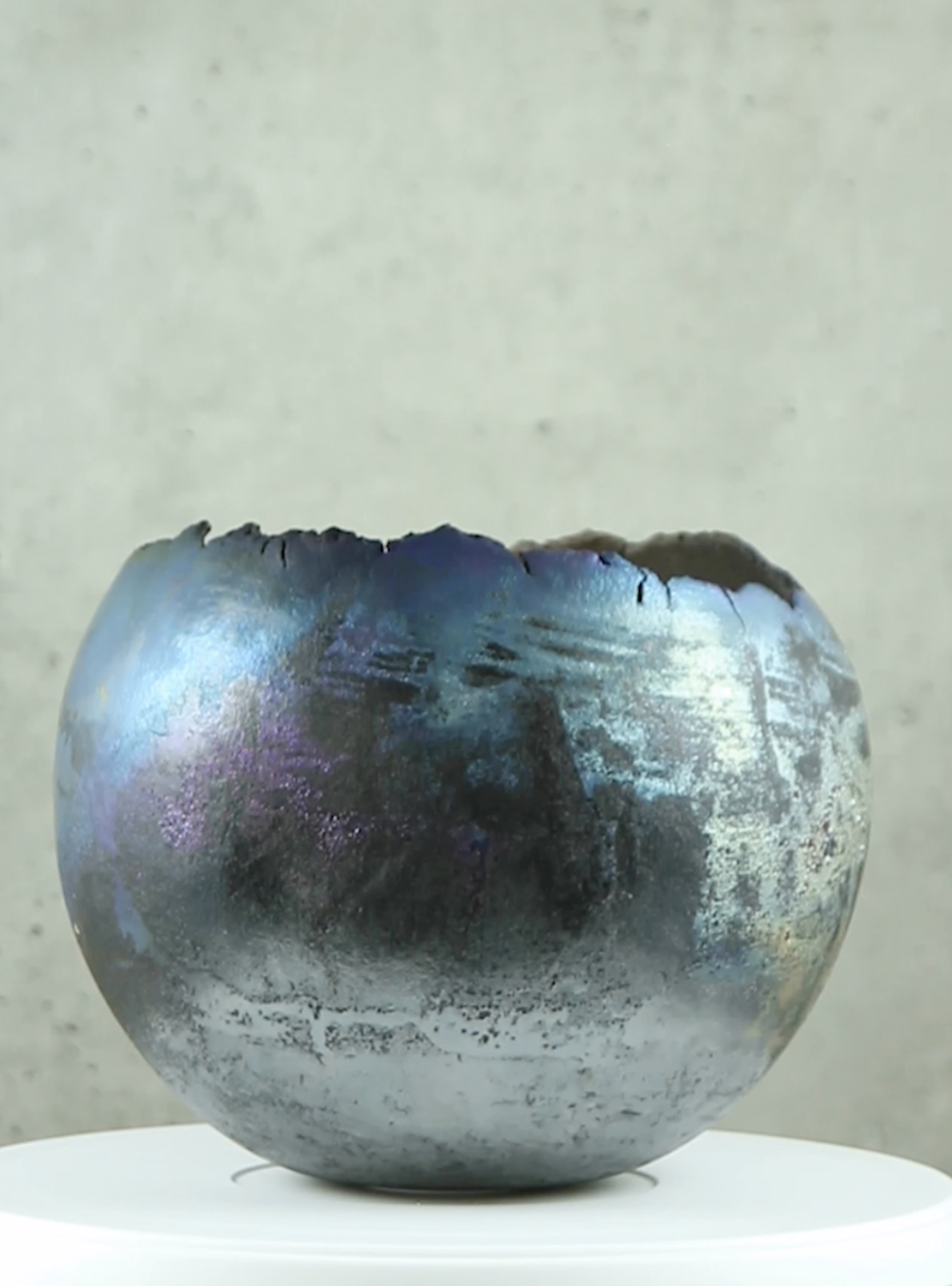 Skål Skulptur Lajla Holm | Udtryksfulde skulpturer af Lajla Holm