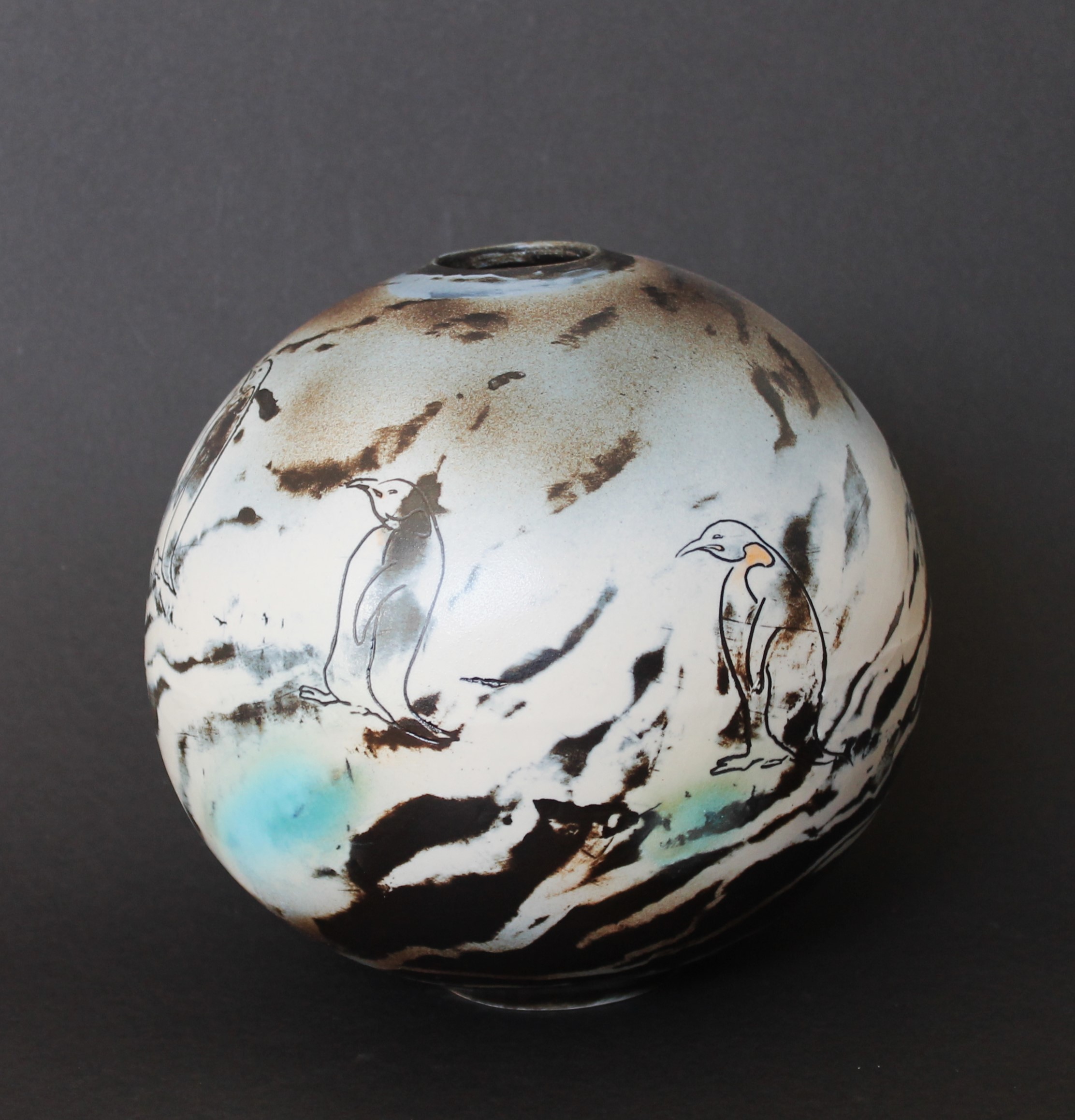 Kejserpingviner i vandring Skulptur Sus Andersen | Natur-inspirerede værker af Sus Andersen