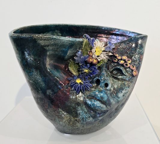 Ansigtskrukke Kunst Rakukeramik - Se vores udvalg af rakukeramik af Dorit Knudsen