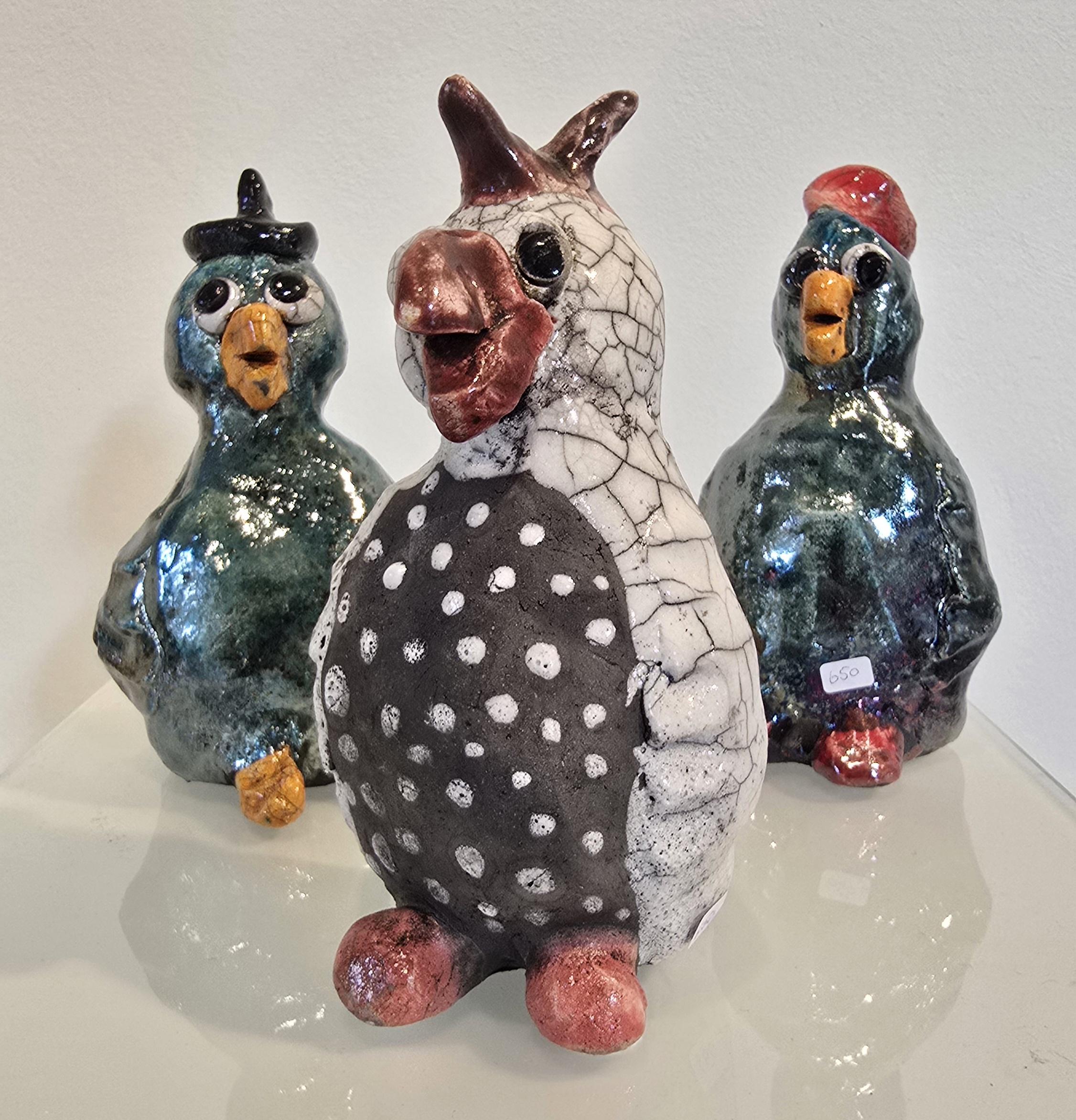 Høns Kunst Rakukeramik - Se vores udvalg af rakukeramik af Dorit Knudsen