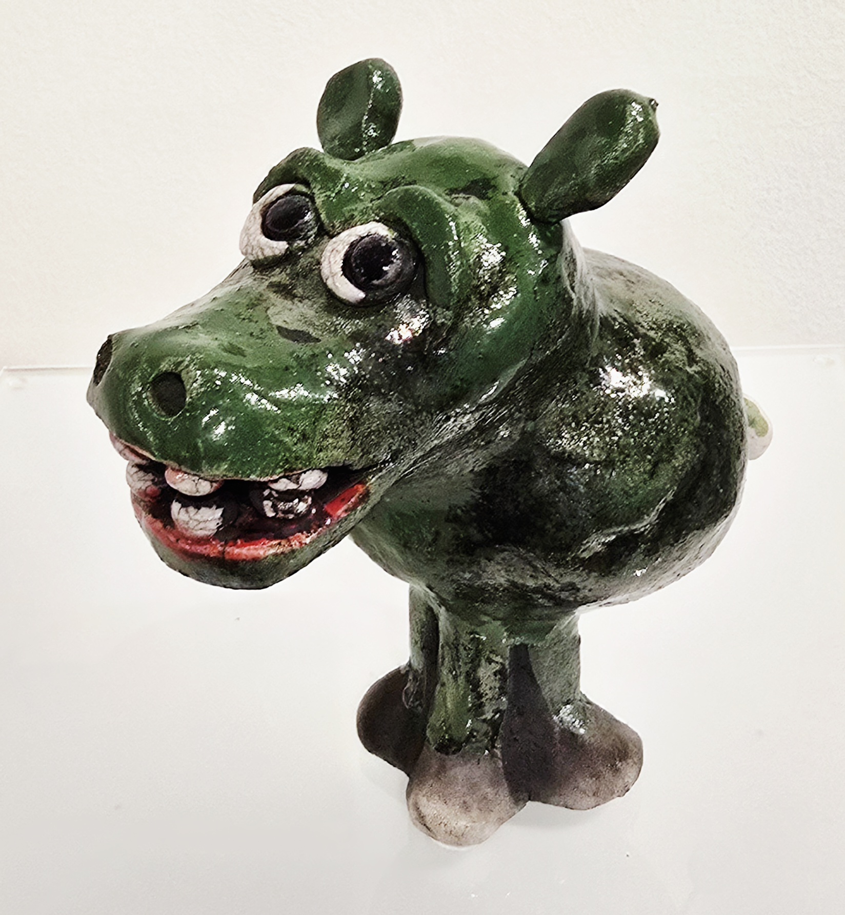 Flodhest Skulptur Rakukeramik - Se vores udvalg af rakukeramik af Dorit Knudsen