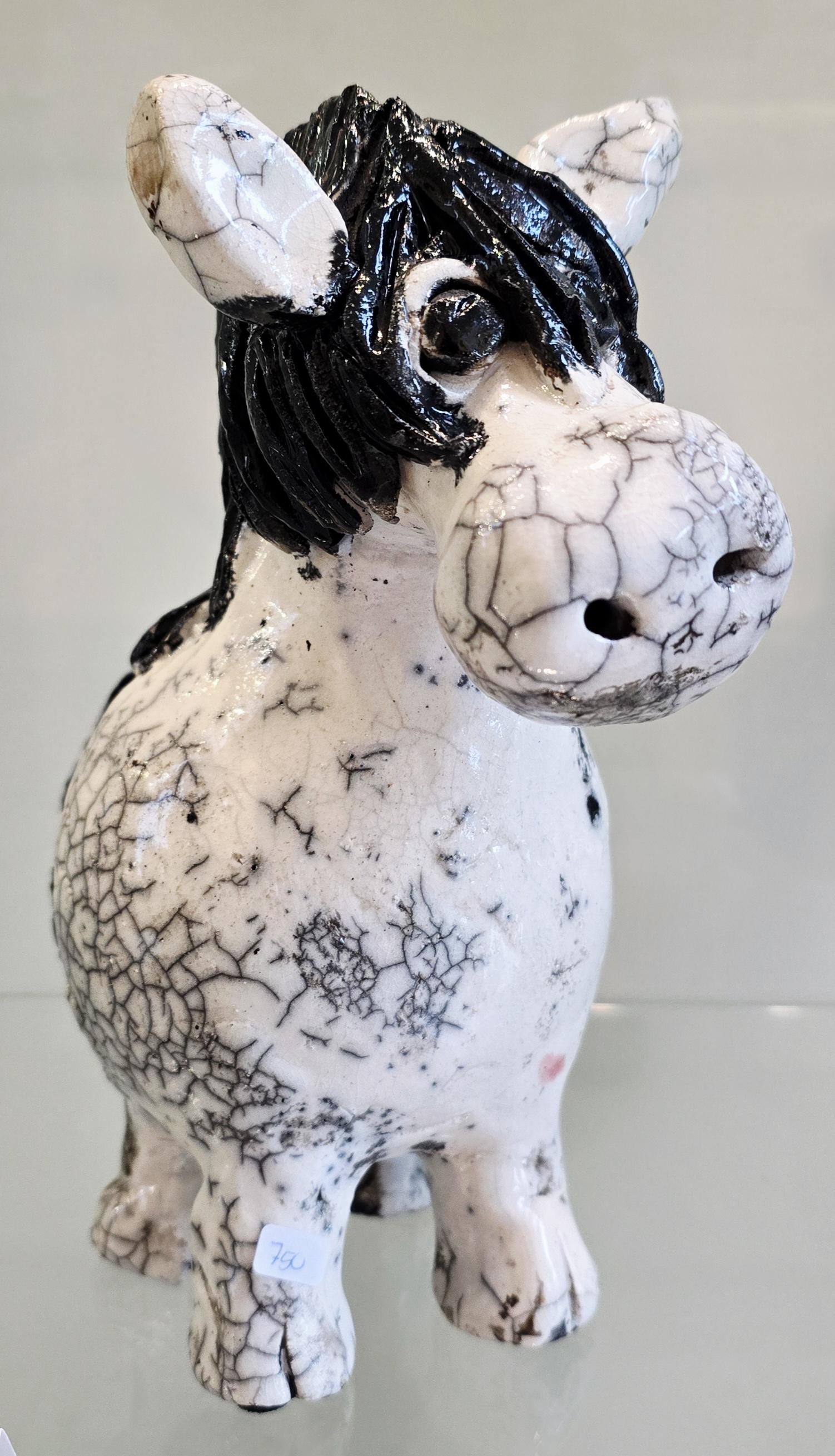 Hest - skulptur af Dorit Knudsen Kunst Rakukeramik - Se vores udvalg af rakukeramik af Dorit Knudsen