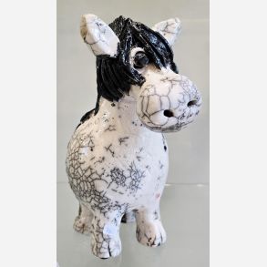Hest - skulptur af Dorit Knudsen