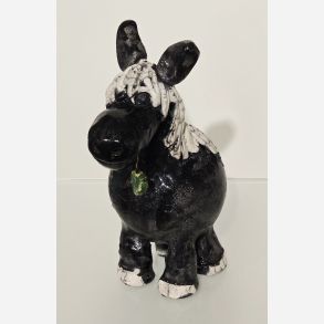Hest - skulptur af Dorit Knudsen