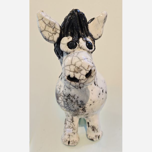 Hest - skulptur af Dorit Knudsen