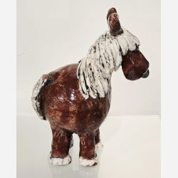 Hest - skulptur af Dorit Knudsen