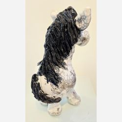 Hest - skulptur af Dorit Knudsen