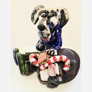 Hund med snoller - skulptur af Dorit Knudsen