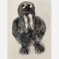 Hvalros - skulptur af Dorit Knudsen