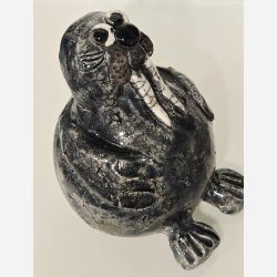 Hvalros - skulptur af Dorit Knudsen