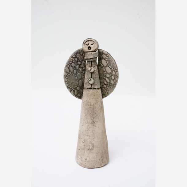 Angel S - skulptur af Jikke van de Waal-Bijma