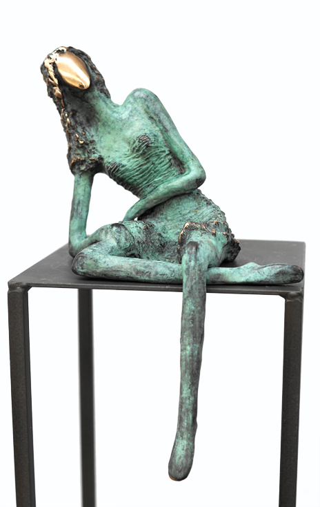 Ung kvinde Skulptur Helle Bang | Smukke skulpturer skabt af Helle Bang