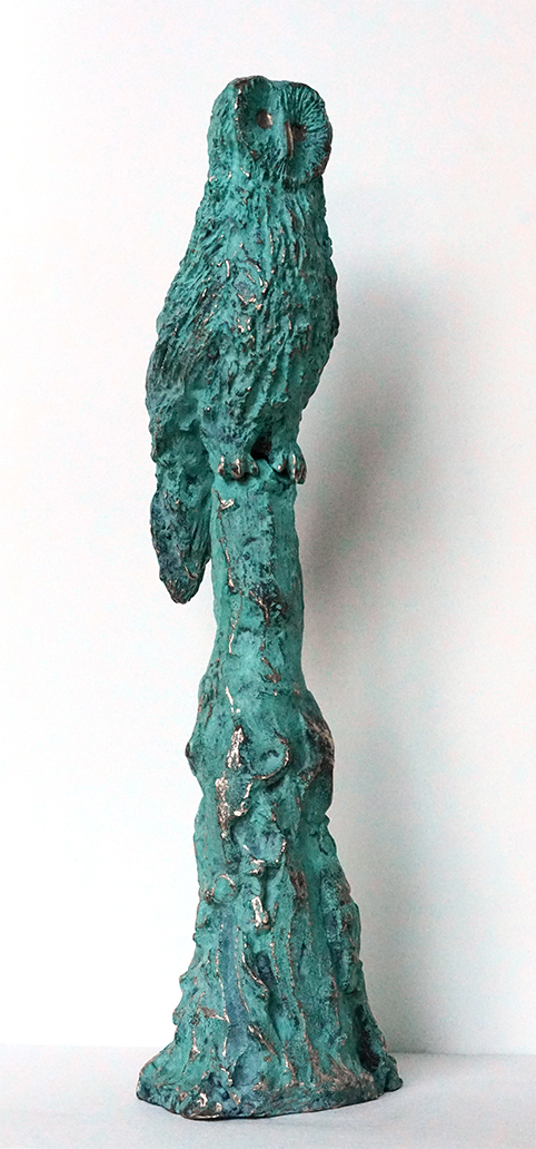 Den tænksomme ugle Skulptur Helle Bang | Smukke skulpturer skabt af Helle Bang