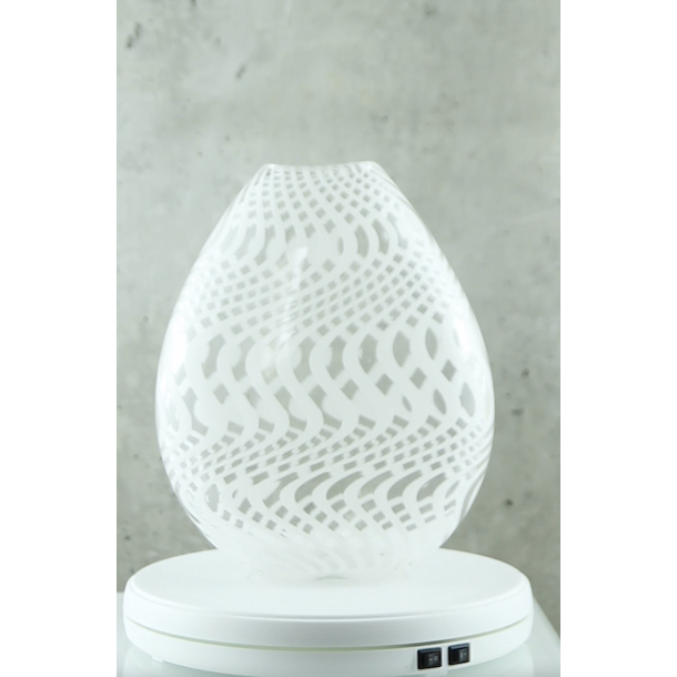 Wave vase