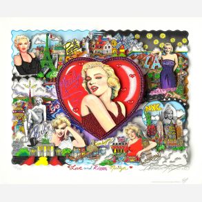 Love and kisses Marilyn