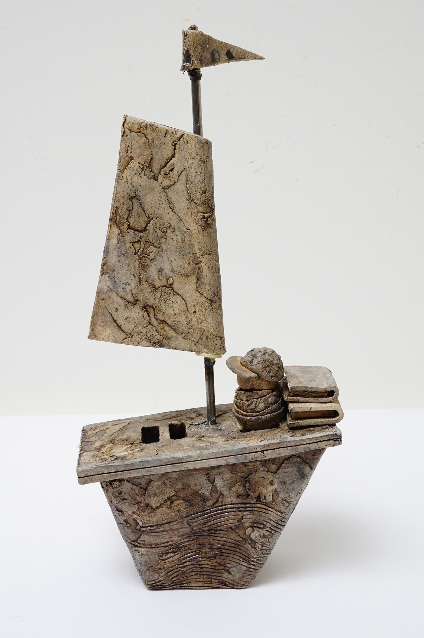 Book-boat L Keramik Jikke van de Waal-Bijma | Malerier af Jikke van de Waal-Bijma